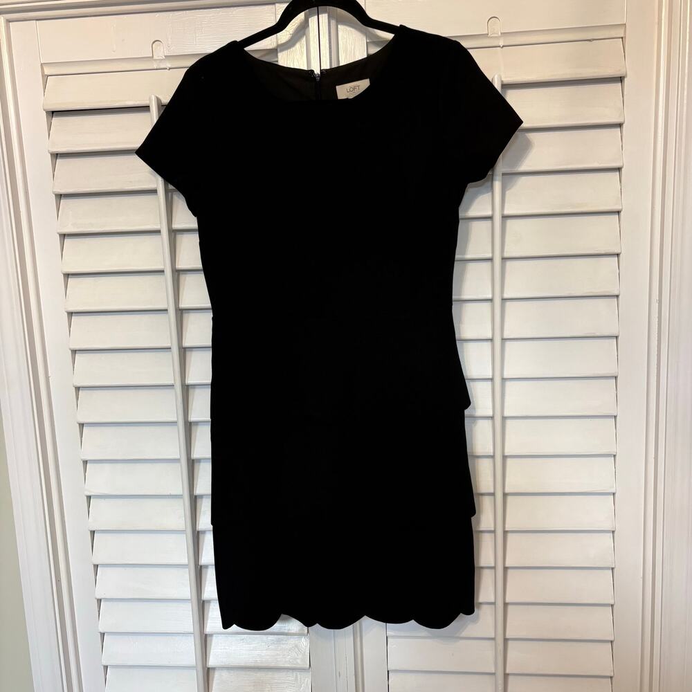 Loft‎ Black Scalloped Hem Dress Size 6